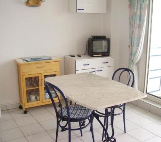 Appartement d'une chambre a Fouras avec magnifique vue sur la mer piscine partagee jardin clos