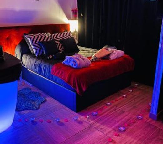 douceur dâune nuit ( studio jaccuzi )