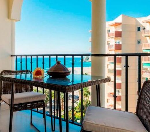 APARTAMENTO EN LA PLAYA CON VISTAS DE ENSUENO
