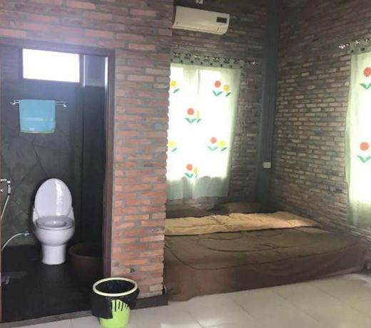Bua Guesthouse - Standard with Private Bathroom