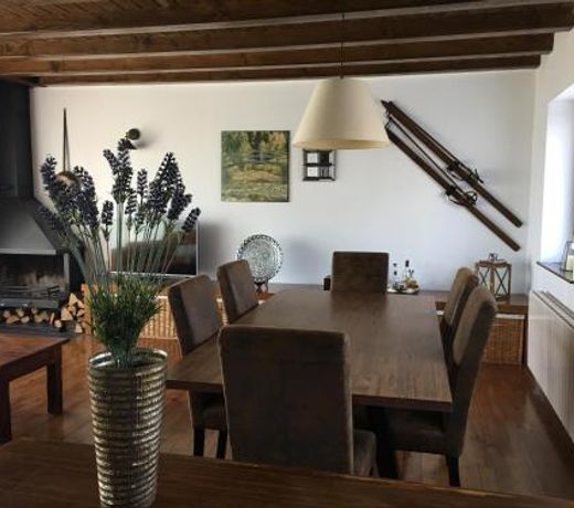 ELEGANTE CASA EN LA CERDANA