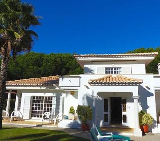 Vale do Garrao Villa Sleeps 6 with Pool and Air Con