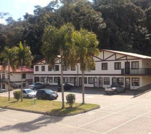 Studio Petropolis, Alameda das Pedras