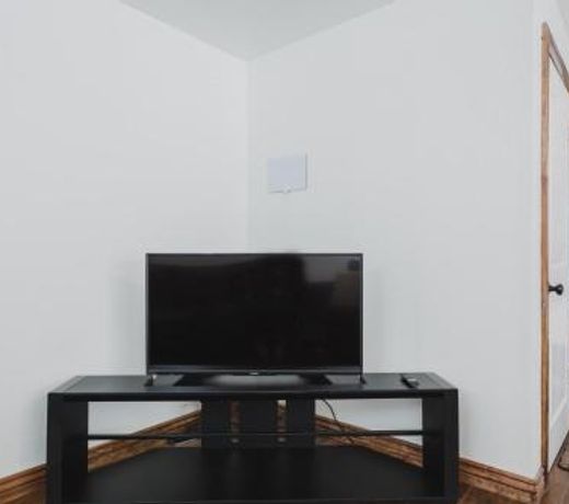 Blue Spruce on Main - Convenient location - 4bd remodeled