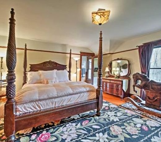 Historic Auburn House on 37 Acres with Private Lake!