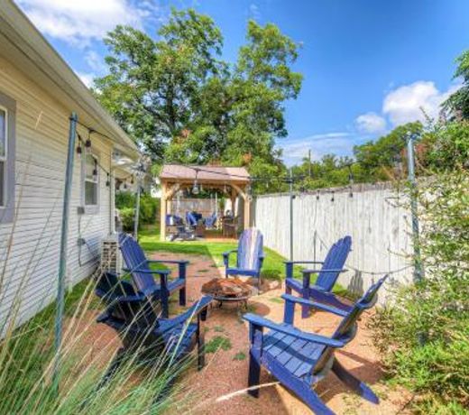 Luxury Home Near Main with Hot tub Firepits Gazebo