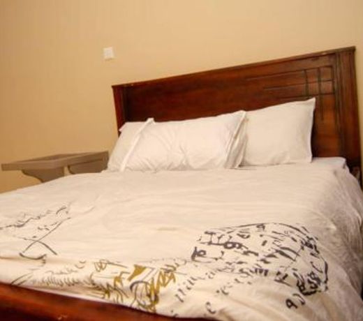 Edwinz Luxury Homes