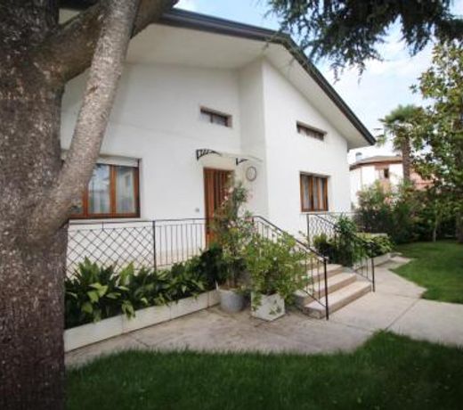 Villa a Pordenone vicino Venezia