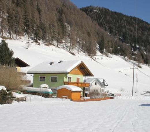 Newly furnished apartment at the mouth of the Poller Valley National Park