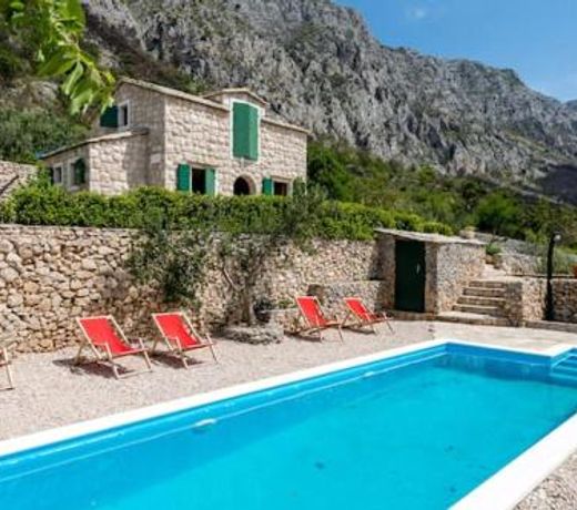 3 bedrooms villa with private pool and wifi at Lokva Rogoznica