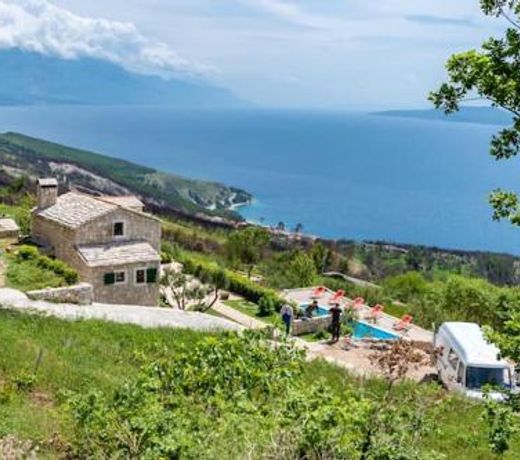 3 bedrooms villa with private pool and wifi at Lokva Rogoznica