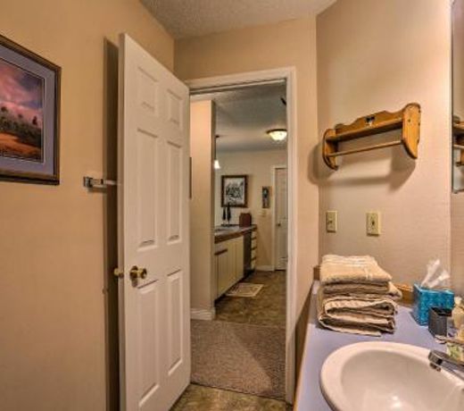 Quiet Lead Condo with Balcony - 5 Mi to Ski Lifts!