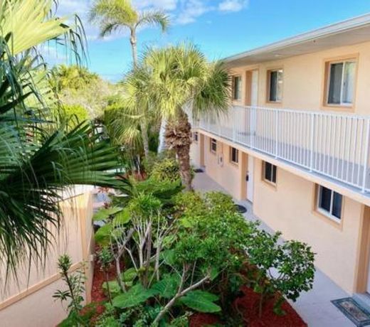 Cozy Canaveral Beach Condo! Next to NASA Launch Site