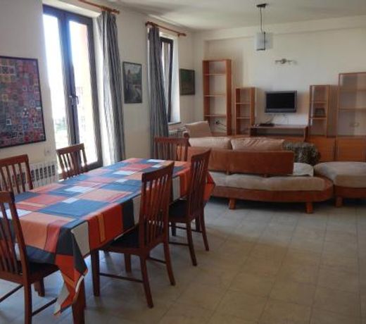 Spacious apartment in Aygedzor street