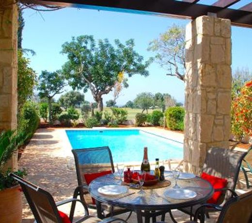 2 bedroom Villa Destu with private pool and golf views, Aphrodite Hills Resort