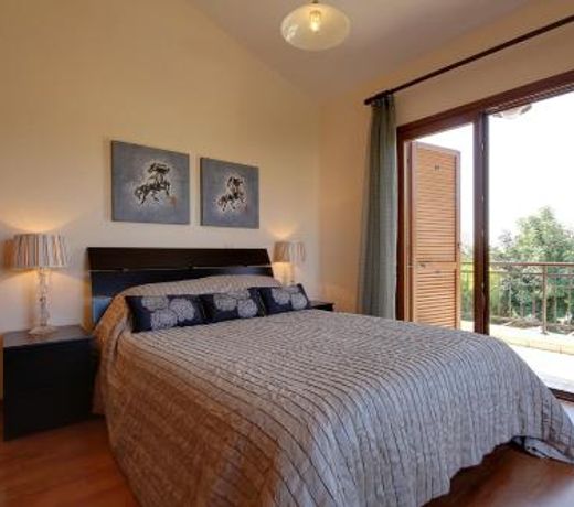 3 bedroom Villa Athina with private pool and golf views, Aphrodite Hills Resort