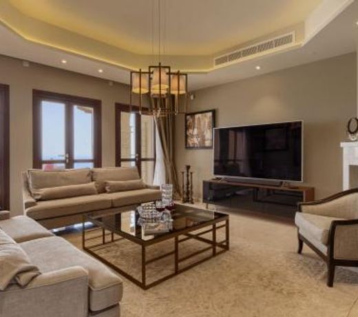 Villa in Kouklia Sleeps 10 includes Swimming pool Air Con and WiFi 1