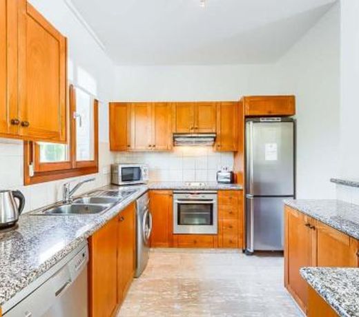 Villa in Kouklia Sleeps 6 includes Swimming pool Air Con and WiFi 3 1