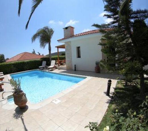 Eve Pissouri Soultanina Villa