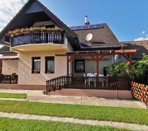 Erika Apartman Klimaval