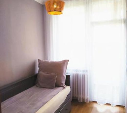 Lora Apartman