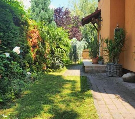 Ferienwohnung Zamardi, 150m vom Strand mit Balkon