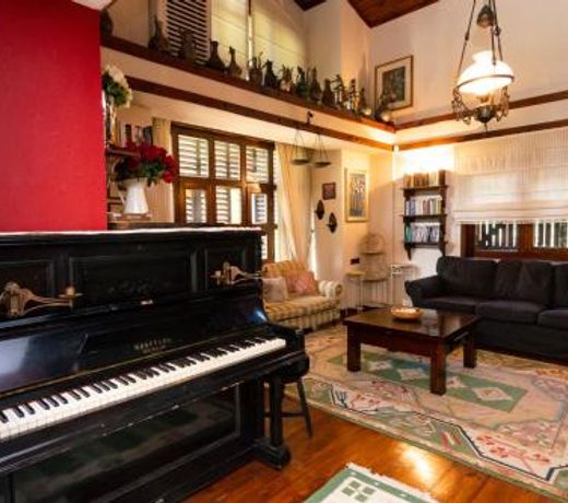 Secluded Villa with Pool Surrounded by Nature in Sapanca