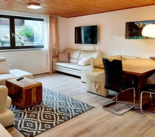 Big apartment with pool- 10min to Salzburg