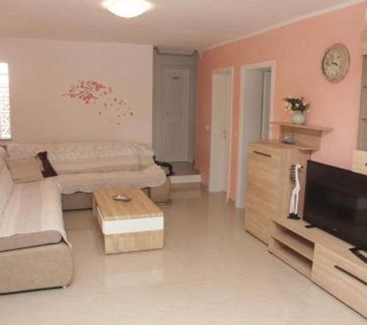 Vacation house "Viola"