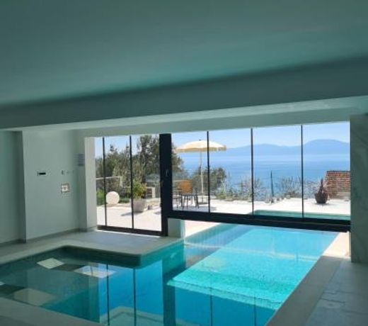 Villa Bue Moon