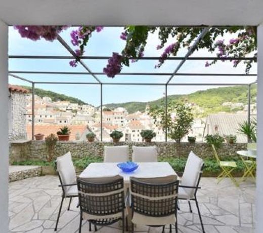 Holiday home Žarko - 50m to the sea