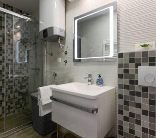 Reza Luxury Apartment