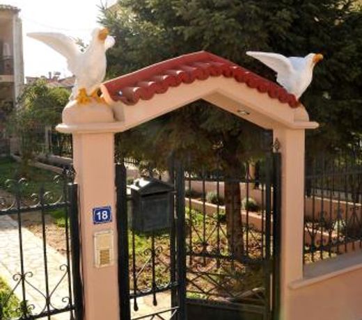 Eagle's Family Apartment Kalampaka