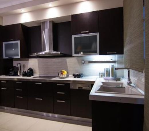 Mary's Modern and Elegant apartment