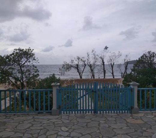 Villa Kantouni by the sea