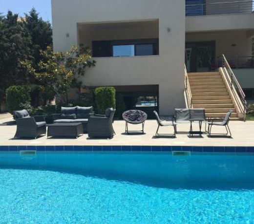 Villa Pathos