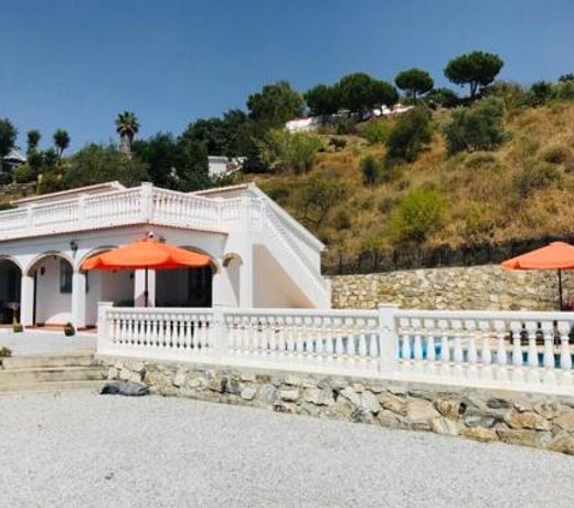 Casa los Almendros