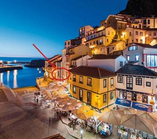 La NANA del MAR / The LULLABY of the SEA on old harbour