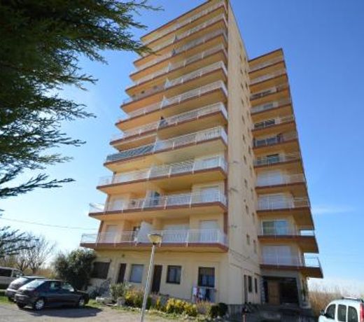 Apartamento con piscina comunitaria. TCanigo2D