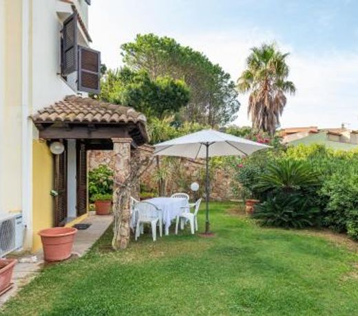 Villa Chia