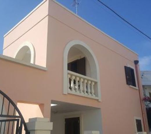 Bilocale centralissimo vista mare 29