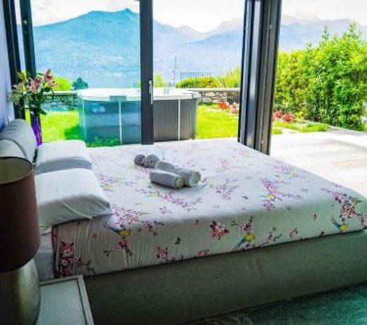 Villa Nicolette sleeps 8