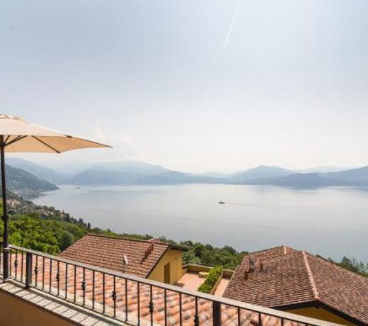 Modern Apartment with Pool in Oggebbio Italy