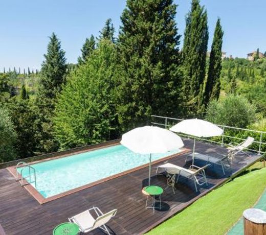 Plush Holiday Home in San Miniato near Tower of Federico II