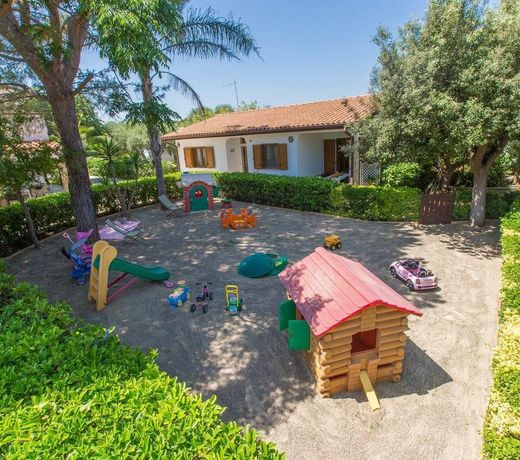 Appartamento Ambrosia con piscina
