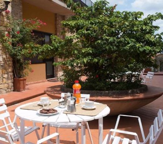 Alluring Holiday Home in San Donato in Poggio with Swimming Pool