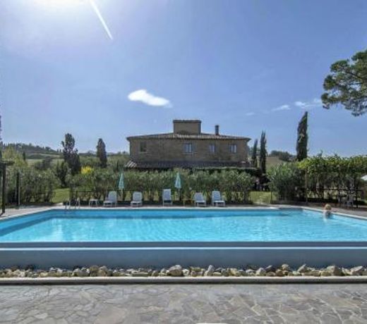 Agri-tourism Il Castelletto Torrita di Siena - ITO10016-CYC