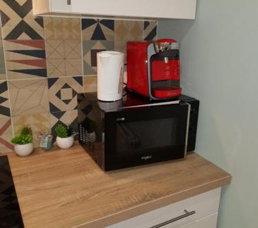 studio proche Paris et la defense 10min - non-fumeur