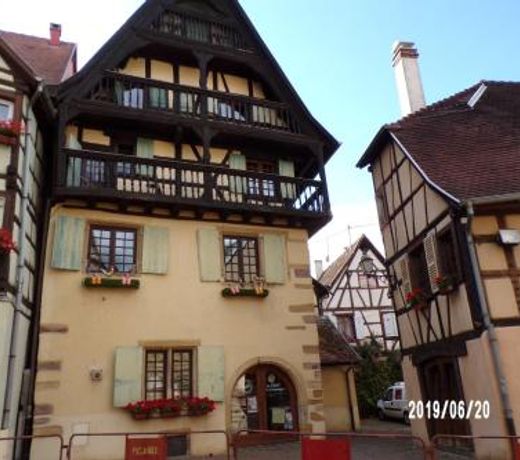 4 bedrooms luxury appartment for 10p in Eguisheim, 10 mn from Colmar
