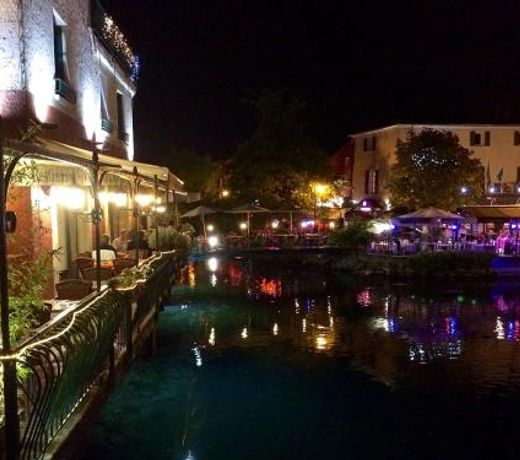 Studio de charme avec sa terrasse en plein coeur de ville